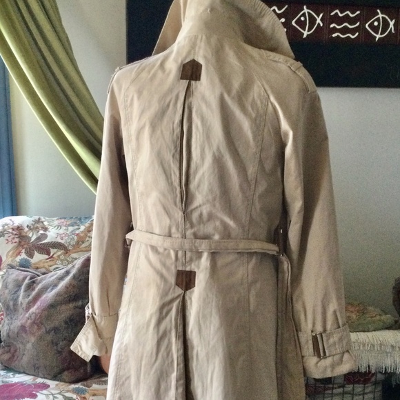 Zara Trench Coat Tan with suede accents size Small - Picture 3 of 16
